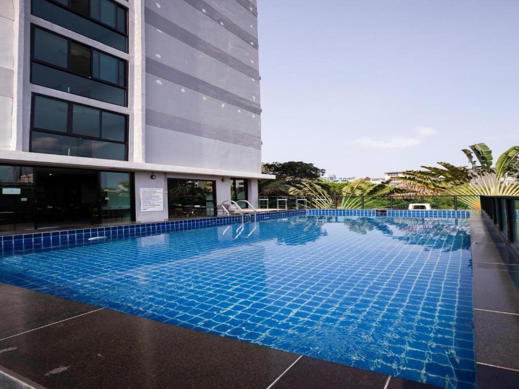 B2 Hotel South Паттайя Экстерьер фото
