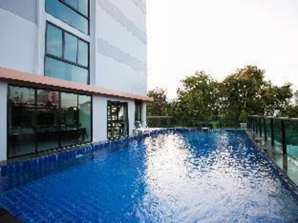 B2 Hotel South Паттайя Экстерьер фото